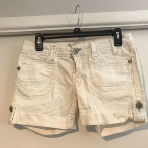 Wallflower shorts
